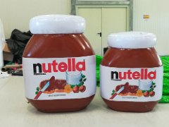 Aufblasbare Produktnachbildung Nutella Ferrero Werbedisplay Messedisplay Flasche Dose
