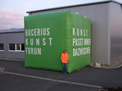 Aufblasbarer Werbewürfel Werbeaquader Werbewand Cube Bucerius 5m