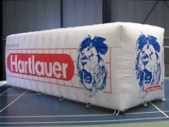 Werbewürfel Werbeaquader Werbewand aufblasbar Würfel Hartlauer